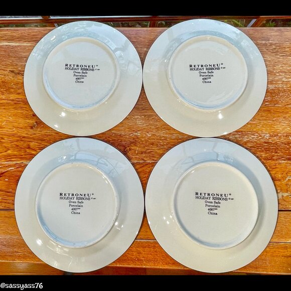 🆕VTG▪️RETRONEU▪️Set of 4 HOLIDAY RIBBONS 7.25" Gold Trim Porcelain Plates - Picture 4 of 6